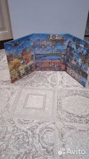 Альбом с биметаллическими монетами