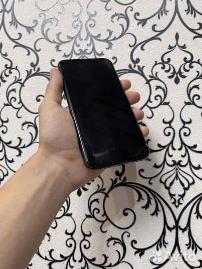 iPhone Xs, 64 ГБ