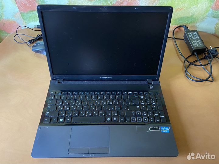 Ноутбук samsung
