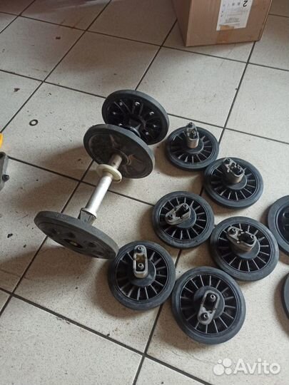 Ролики Brp ski doo grand touring 900 ace