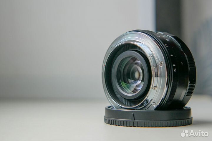 Объектив Neewer 35mm f/1.7 Sony E