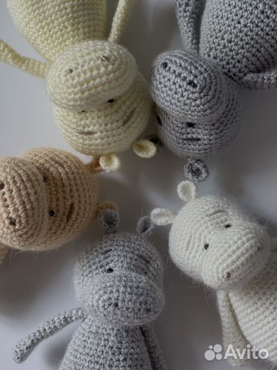 Вязаный бегемот