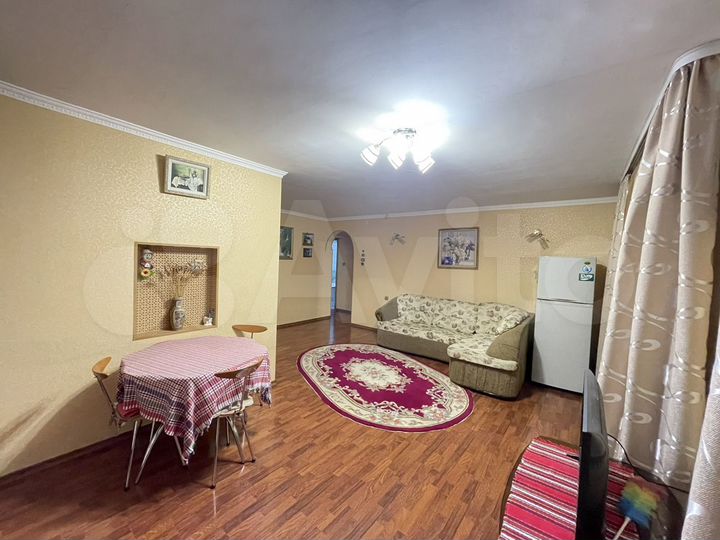 3-к. квартира, 66 м², 1/6 эт.
