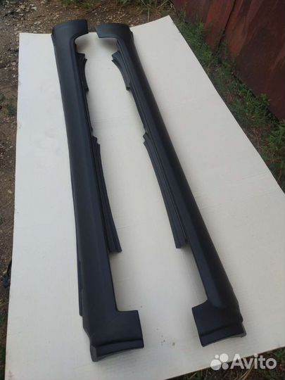 Накладки на пороги лада Веста