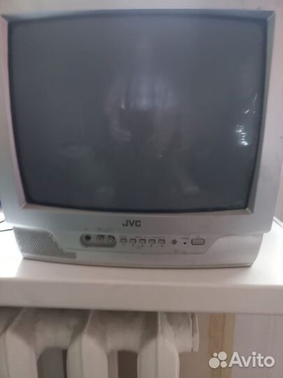 Телевизор 3 штуки
