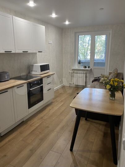 2-к. квартира, 49,6 м², 1/9 эт.