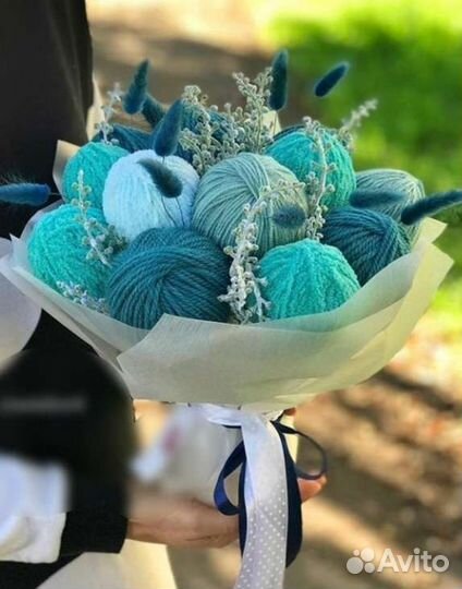 Букет из пряжи