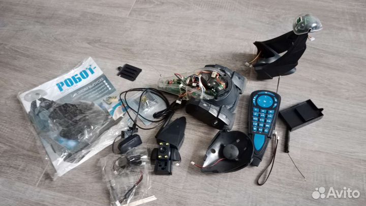 Робот шпион