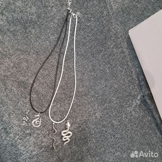 Змейка подвеска на шнурке