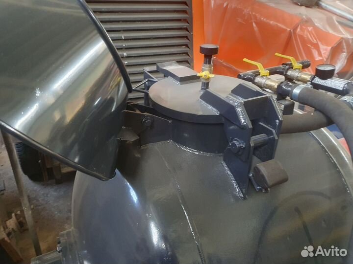 Пневмонагнетатель пн-500 (на шасси)