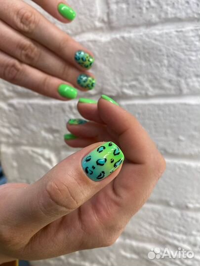 Маникюр, педикюр, брови