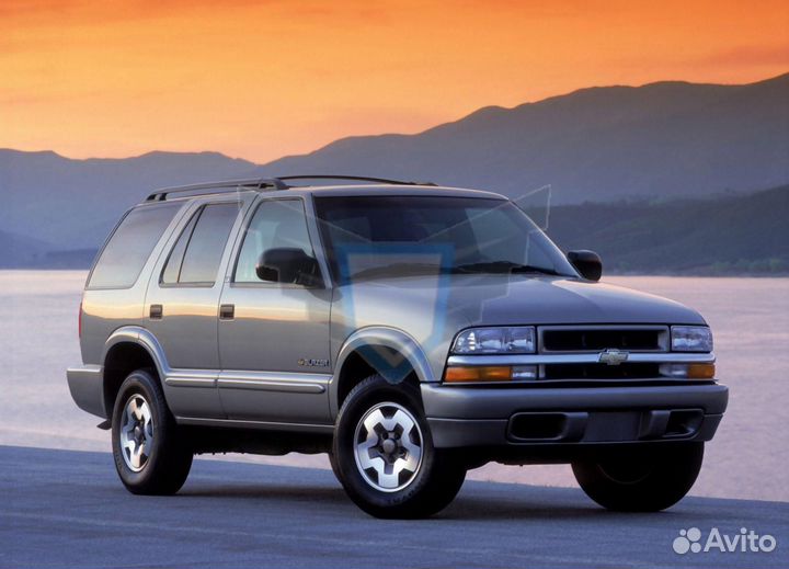 Порог Chevrolet Blazer II 1995-2011 (Полный профил