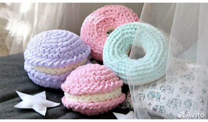 Подушка пончик