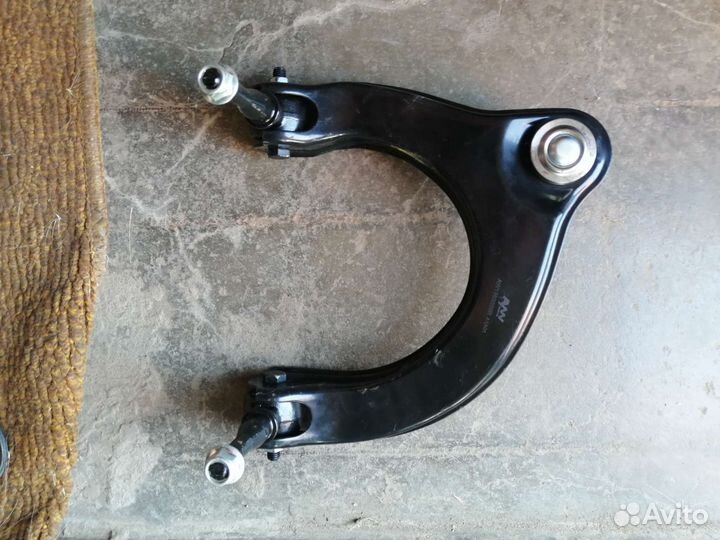 Рычаг Mitsubishi Galant 8