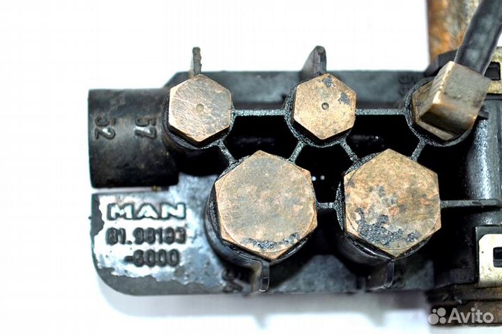 Регулятор давления воздуха MAN TGA 18.410 (01.00)