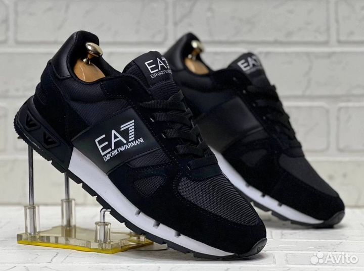Кроссовки Armani