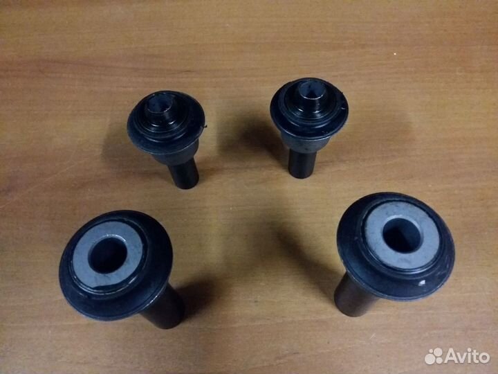 Сайлентблок подрамника Ниссан Кашкай Икс Трэил