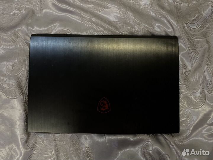 Игровой ноут MSI GF75 9RCX