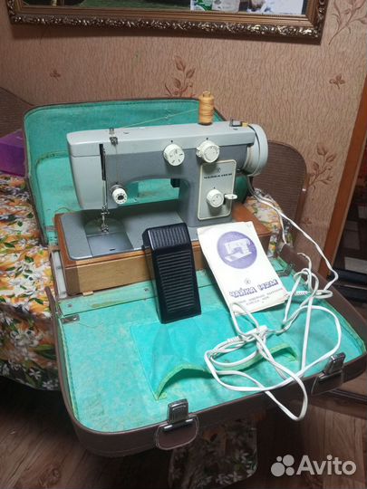 Швейная машина