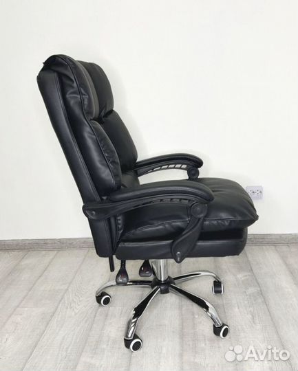 Компьютерное кресло руководителя Модель 909