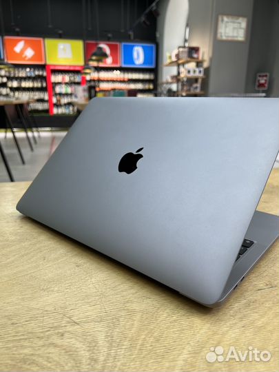 Apple MacBook Pro 13 M1 2020 96akb