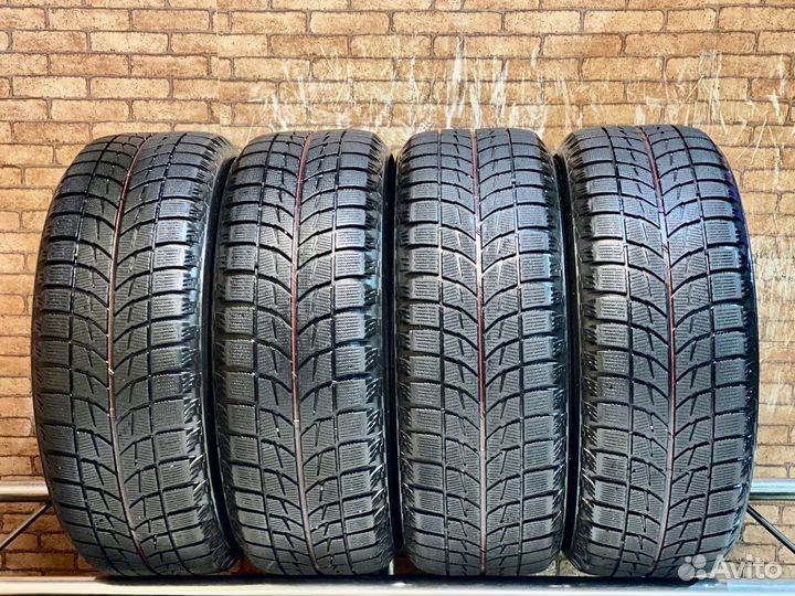 Bridgestone Blizzak WS-60 215/60 R16