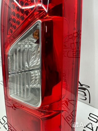 Фонарь задний правый Citroen Berlingo B9 DV6ated4