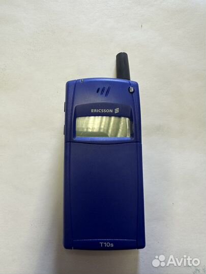 Ericsson T10s новый