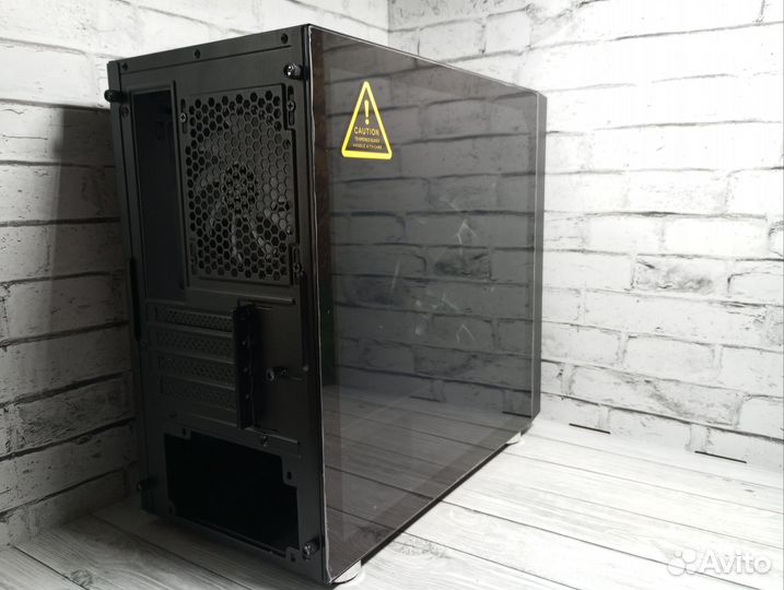 Корпус для компьютера Eurocase m07