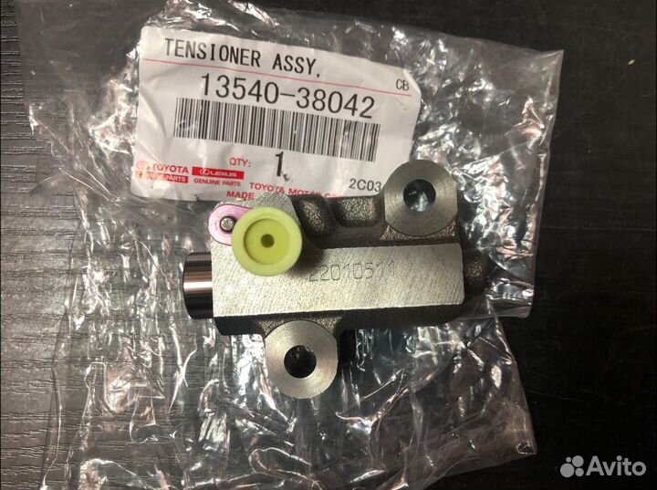 Натяжитель цепи грм 1urfe,3urfe LH (1354038042)