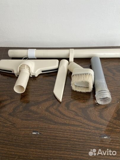 Пылесос аккумуляторный Makita