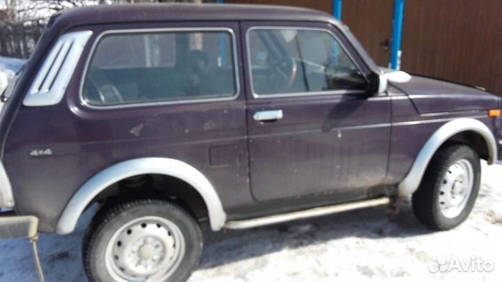 LADA 4x4 (Нива) 1.7 МТ, 2000, 200 000 км
