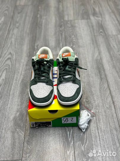 Кроссовки Nike SB Dunk Low