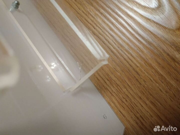 Полка для лаков