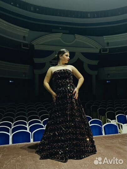 Педагог по сольфеджио,фортепьяно и вокалу