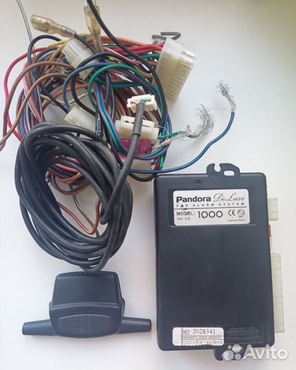 Автосигнализация Пандора1000