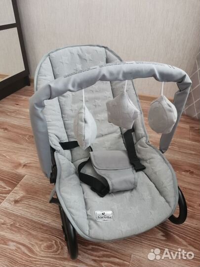 Шезлонг детский