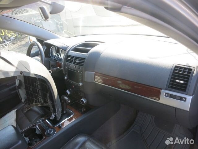 Разбор на запчасти Volkswagen Touareg