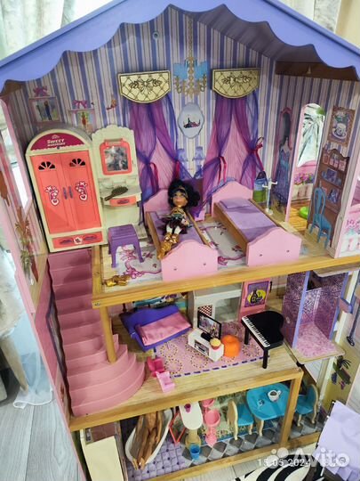 Кукольный домик для барби с мебелью