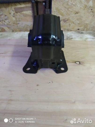 Подушка двигателя R, Jeep Grand Cherokee wk