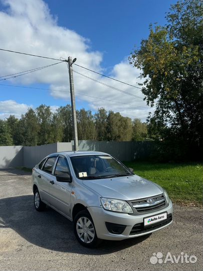 LADA Granta 1.6 МТ, 2015, 140 000 км