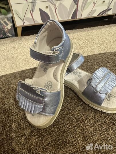 Босоножки для девочки 28 размер