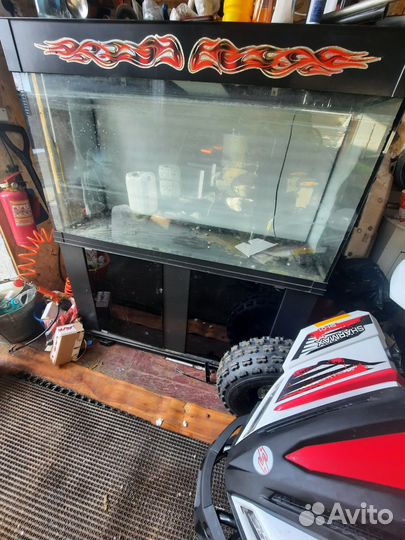 Аквариум с тумбой 380л