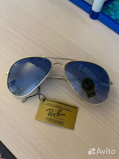 Очки солнцезащитные