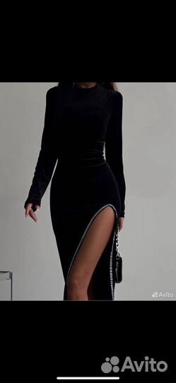 Платье бархатное вечернее