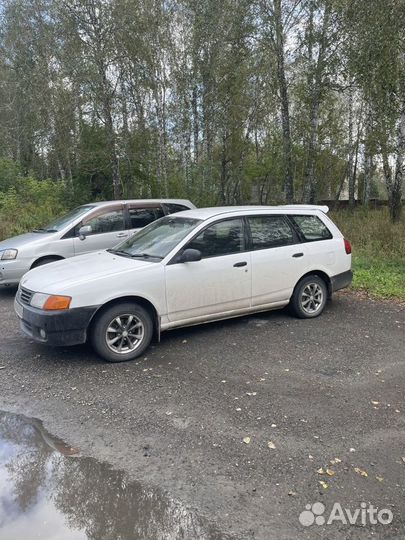 Nissan AD 1.8 AT, 2001, 499 500 км