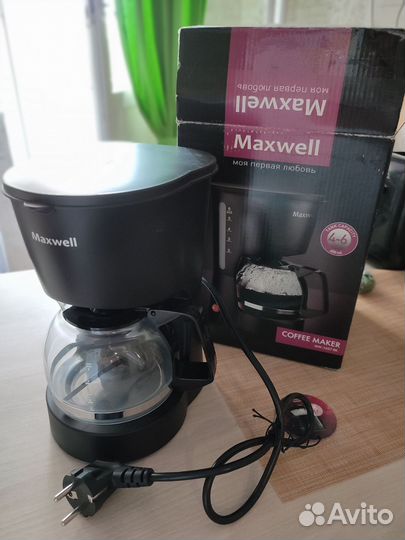 Кофеварка капельная новая