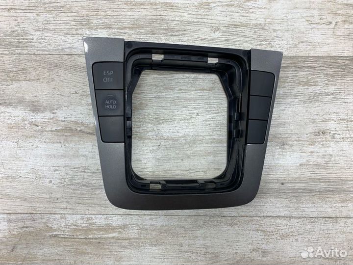 Накладка консоли кулисы Volkswagen Passat