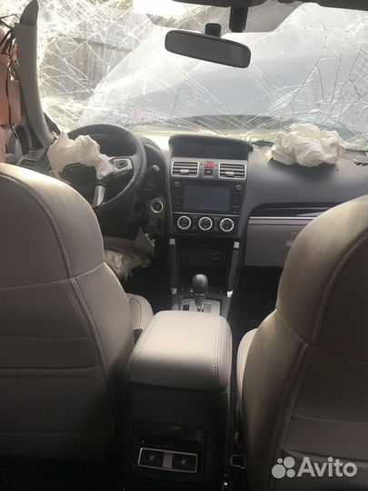 Салон на Subaru Forester 4 SJ второй рест. 2016 г