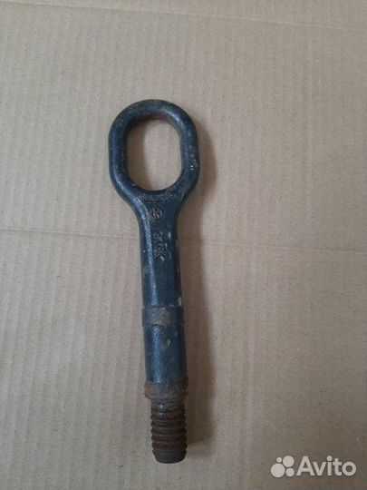 Буксировочный крюк Volkswagen Passat B6 BVY 2007